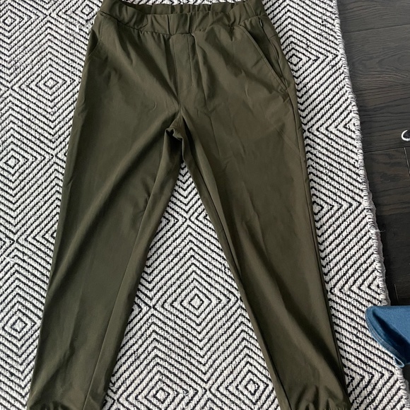green old navy active hybrid pant - size M - Picture 1 of 3